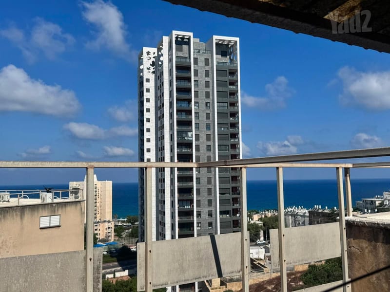 תמונה מיד2 – 4 חדרים • 3,700 ₪, מרסיי, קריית שפרינצק, חיפה (1)
