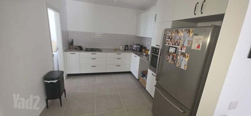 Photo from Yad2 – 4 Rooms • ₪6,400, אליהו הנביא 23, HaNeviim, Rosh HaAyin (1)