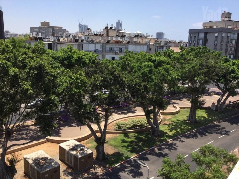 תמונה מיד2 – סטודיו • 4,000 ₪, שדרות העצמאות 33, רוטשילד - עצמאות, בת ים (1)