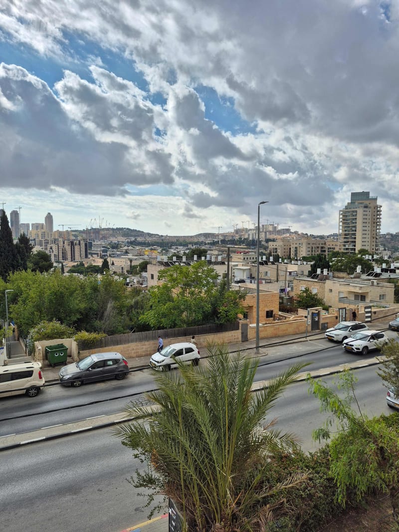 תמונה מיד2 – 3 חדרים • 5,500 ₪, רבן יוחנן בן זכאי, גוננים (קטמונים), ירושלים (1)