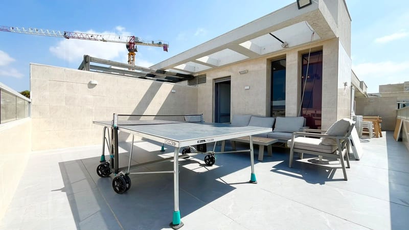 תמונה מיד2 – 5.5 חדרים • 4,890,000 ₪, בר אילן, נווה דוד רמז, רעננה (1)