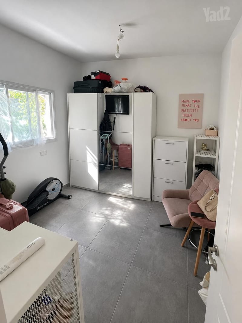 תמונה מיד2 – 3 חדרים • 4,100 ₪, קרן קיימת לישראל 1, ביאליק הוותיקה, קריית ביאליק (1)