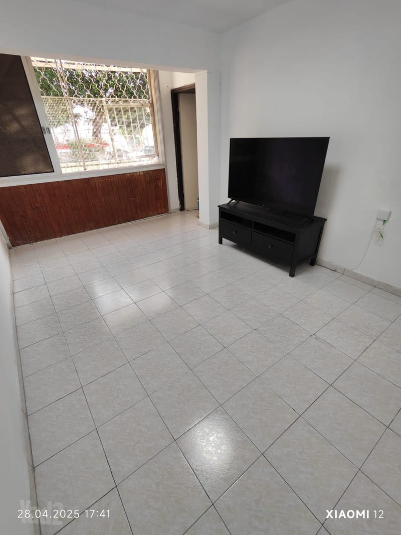 תמונה מיד2 – 2.5 חדרים • 3,000 ₪, רמב"ם 11, רובע ב', אשדוד (1)