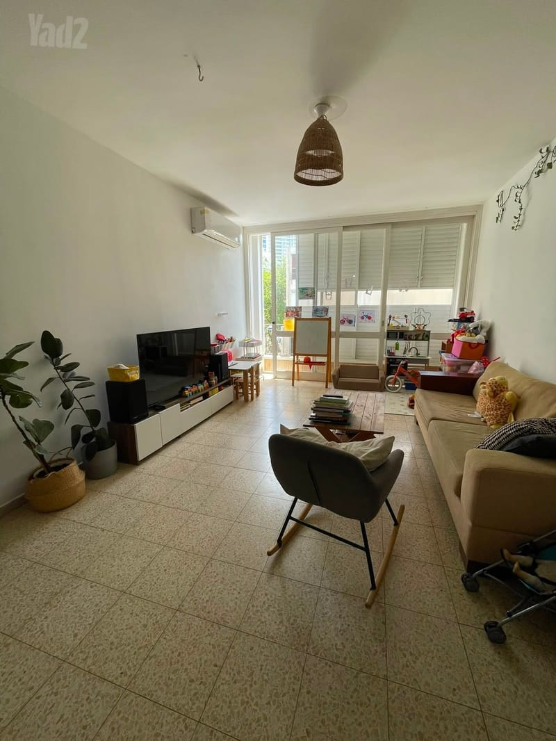 תמונה מיד2 – 2.5 חדרים • 7,800 ₪, אונקלוס 5, בבלי, תל אביב (1)