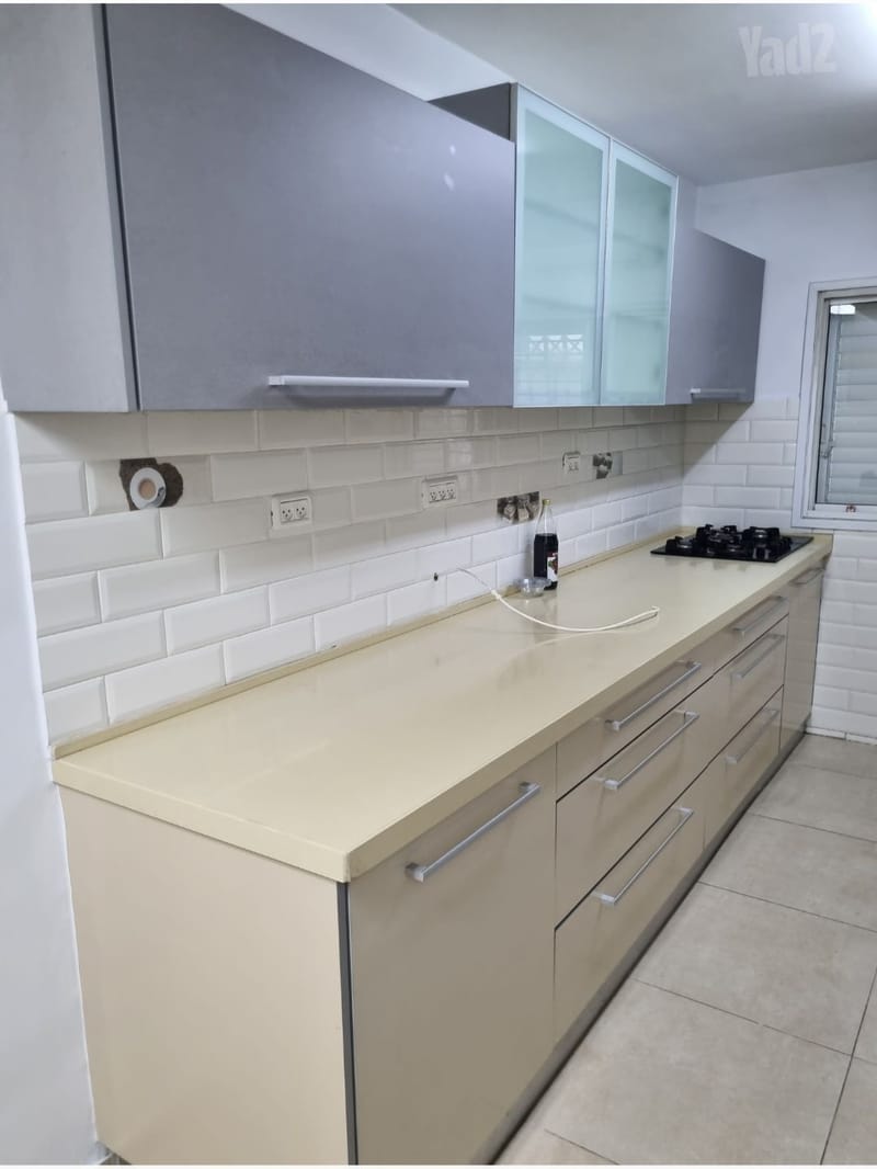 תמונה מיד2 – 4 חדרים • 6,200 ₪, חטיבת הראל 2, נאות יצחק, לוד (1)