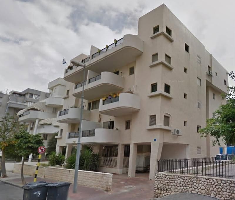 תמונה מפייסבוק – 4 חדרים • 6,300 ₪, הרב ברוק 7, רמב"ם, ראשון לציון (1)