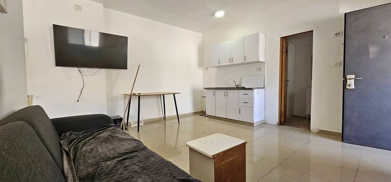 תמונה מפייסבוק – חדר וחצי • 3,500 ₪, ראשונים, ראשון לציון (1)