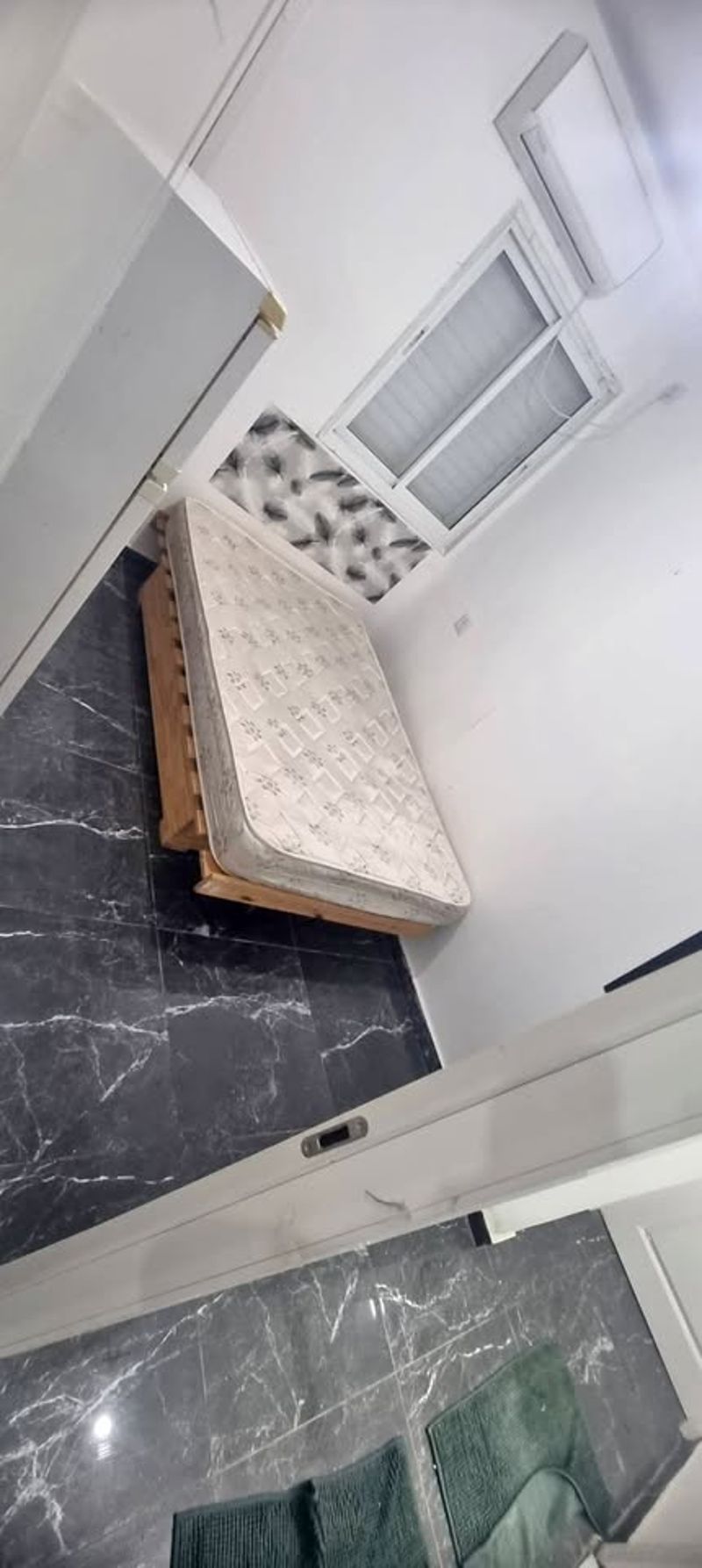 תמונה מפייסבוק – חדר בדירת שותפים • 2,000 ₪, ז'בוטינסקי, בני ברק (1)