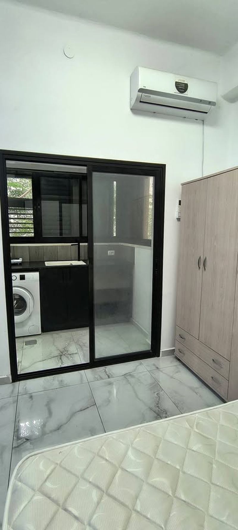 תמונה מפייסבוק – סטודיו • 2,000 ₪, שומר 33, רמת התשבי, חיפה (1)