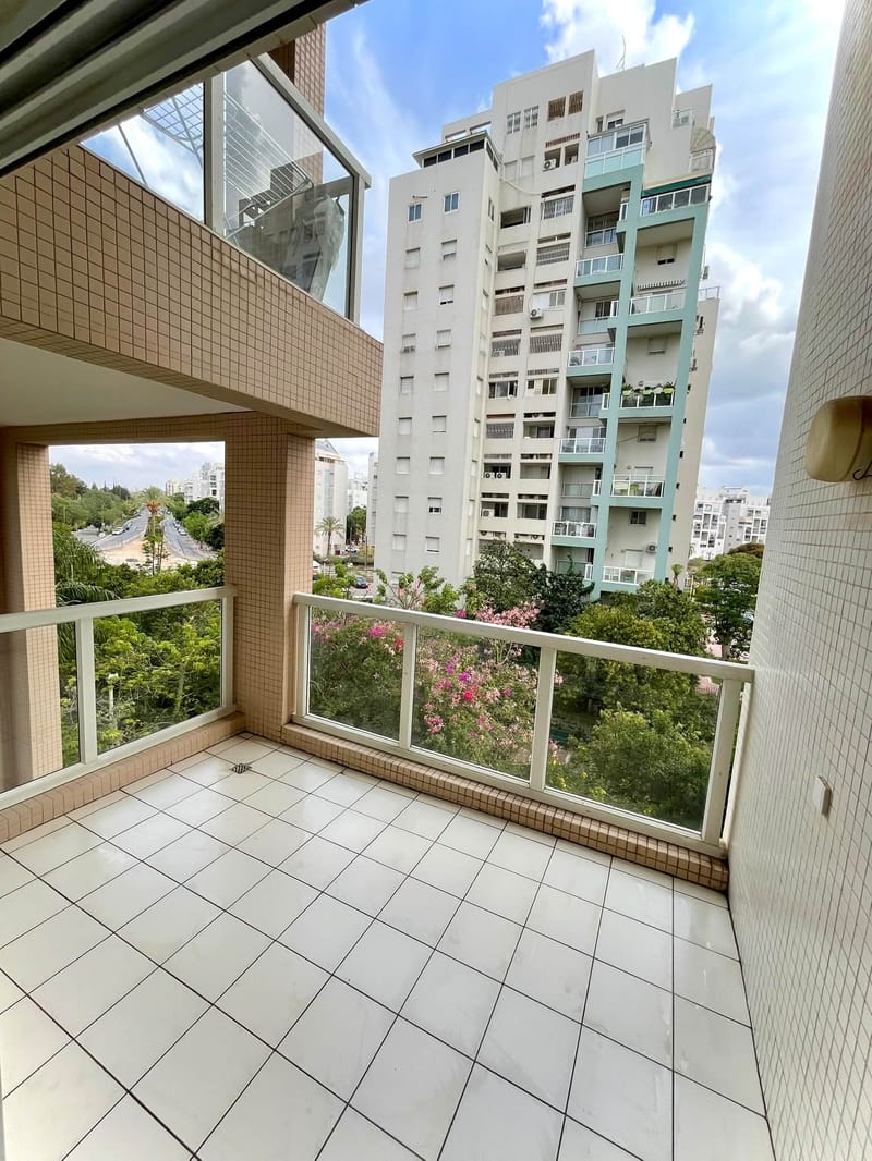 תמונה מפייסבוק – 3 חדרים • 6,700 ₪, נאות שקמה, ראשון לציון (1)