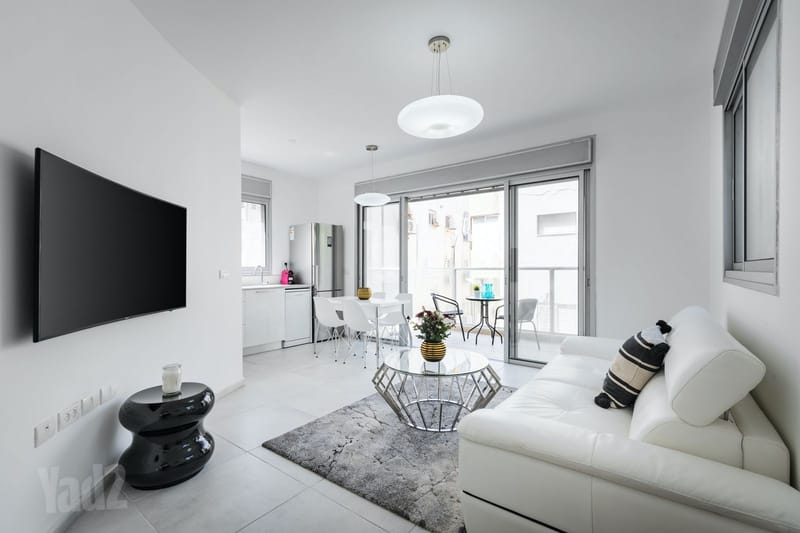 Photo from Yad2 – 3 Rooms • ₪12,000, דיזנגוף 165, Old North - Southern Part, Tel Aviv (1)