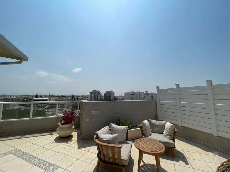 תמונה מיד2 – 5 חדרים • 4,690,000 ₪, המפוחית 5, נאות אשלים, ראשון לציון (1)