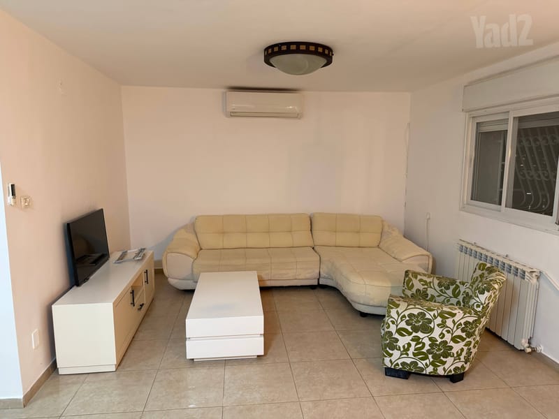 תמונה מיד2 – 3 חדרים • 6,400 ₪, קדיש לוז 25, רמת שרת, ירושלים (1)