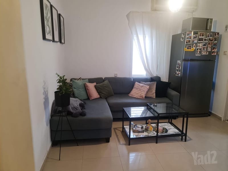 תמונה מיד2 – 3 חדרים • 5,000 ₪, תשרי 23, עזרא והארגזים, תל אביב (1)