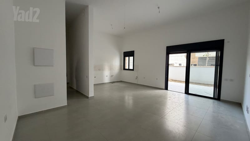 תמונה מיד2 – 5 חדרים • 3,980,000 ₪, שער יפו, נרקיסים, ראשון לציון (1)