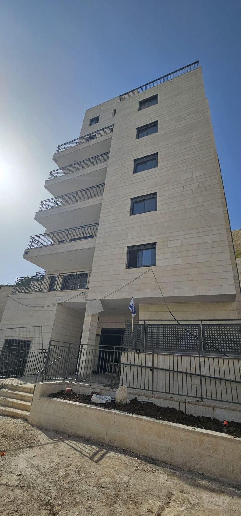 תמונה מיד2 – 5 חדרים • 10,000 ₪, שמעון מישורי 1, ארנונה, ירושלים (1)