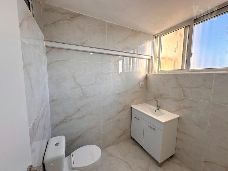 תמונה מיד2 – 2 חדרים • 4,100 ₪, רוטשילד 33, הגבול - רוטשליד, בת ים (1)