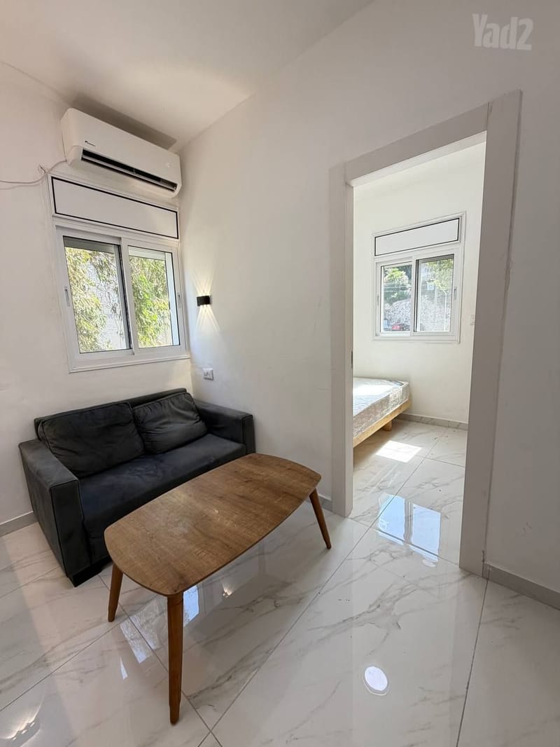 Photo from Yad2 – 2 Rooms • ₪2,200, דרך יד לבנים 77, Neve Yosef, Haifa (1)