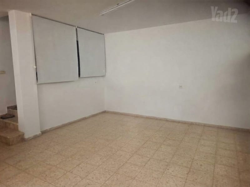 תמונה מיד2 – 2 חדרים • 3,800 ₪, הברוש 4, נווה דוד, רמלה (1)
