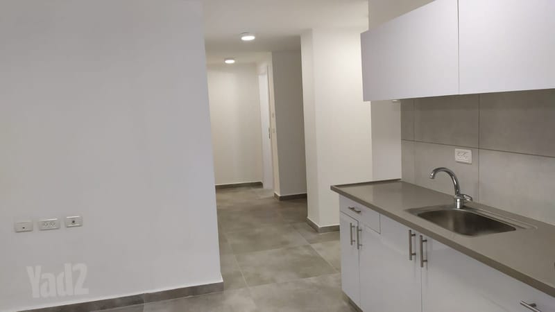 תמונה מיד2 – 3 חדרים • 4,500 ₪, אהרון בוקסר 55, נס ציונה (1)