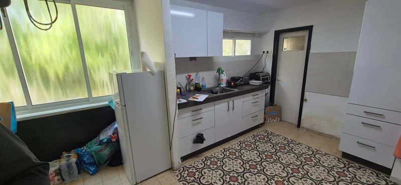 תמונה מיד2 – 5.5 חדרים • 11,000 ₪, הופיין 5, נווה אביבים וסביבתה, תל אביב (1)