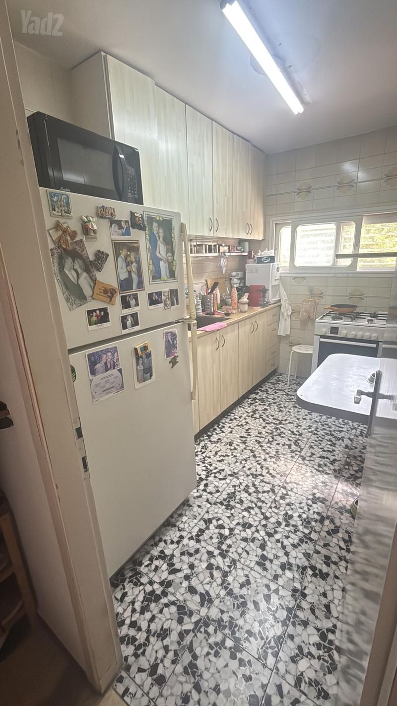 תמונה מיד2 – 3 חדרים • 4,000 ₪, כ"ט בנובמבר 38, רמת הנשיא, בת ים (1)