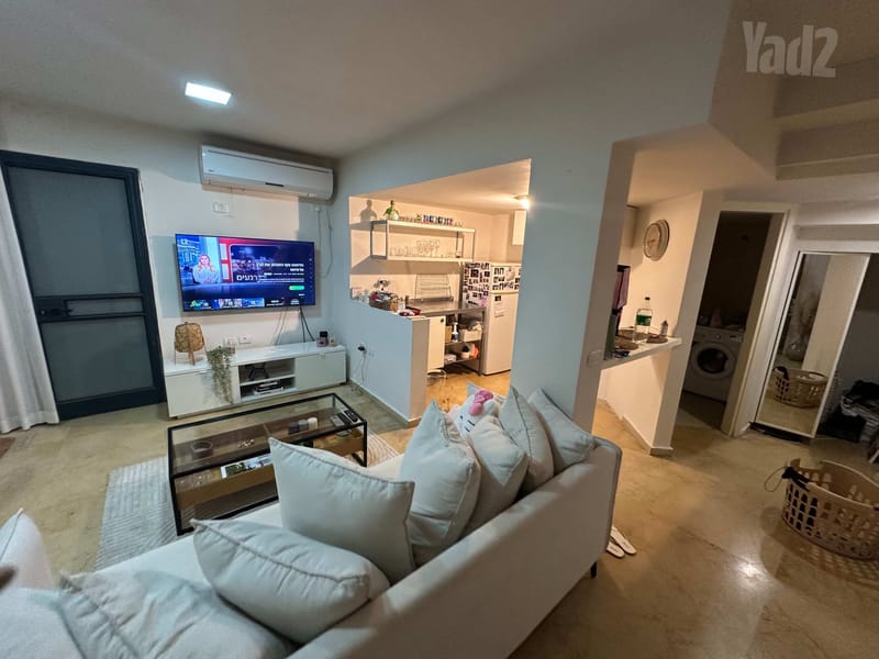 תמונה מיד2 – 2 חדרים • 5,800 ₪, מוצקין 62, קריית ויצמן, רעננה (1)