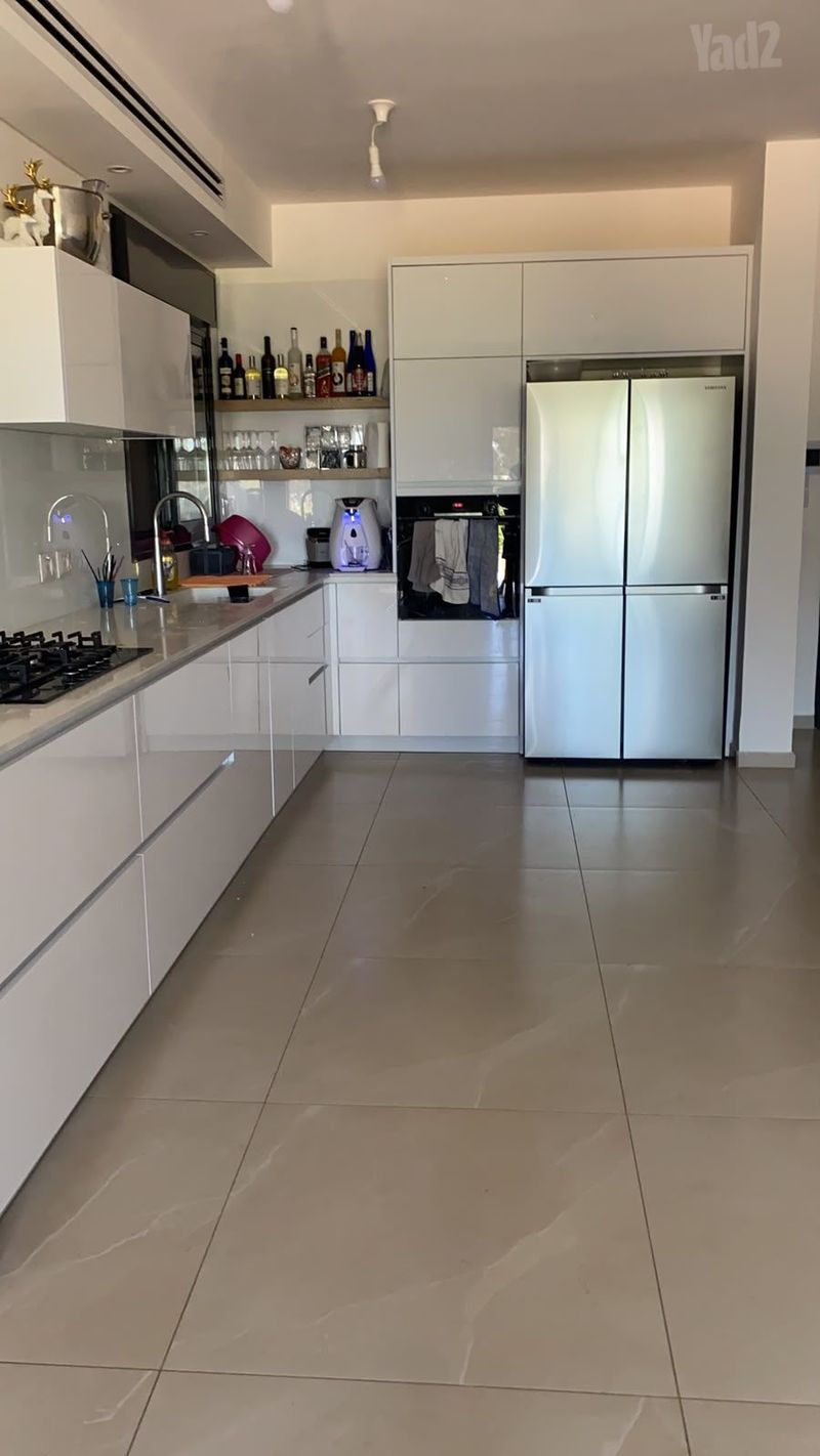 תמונה מיד2 – 5 חדרים • 8,200 ₪, שעורה 8, עמירם, פרדס חנה-כרכור (1)