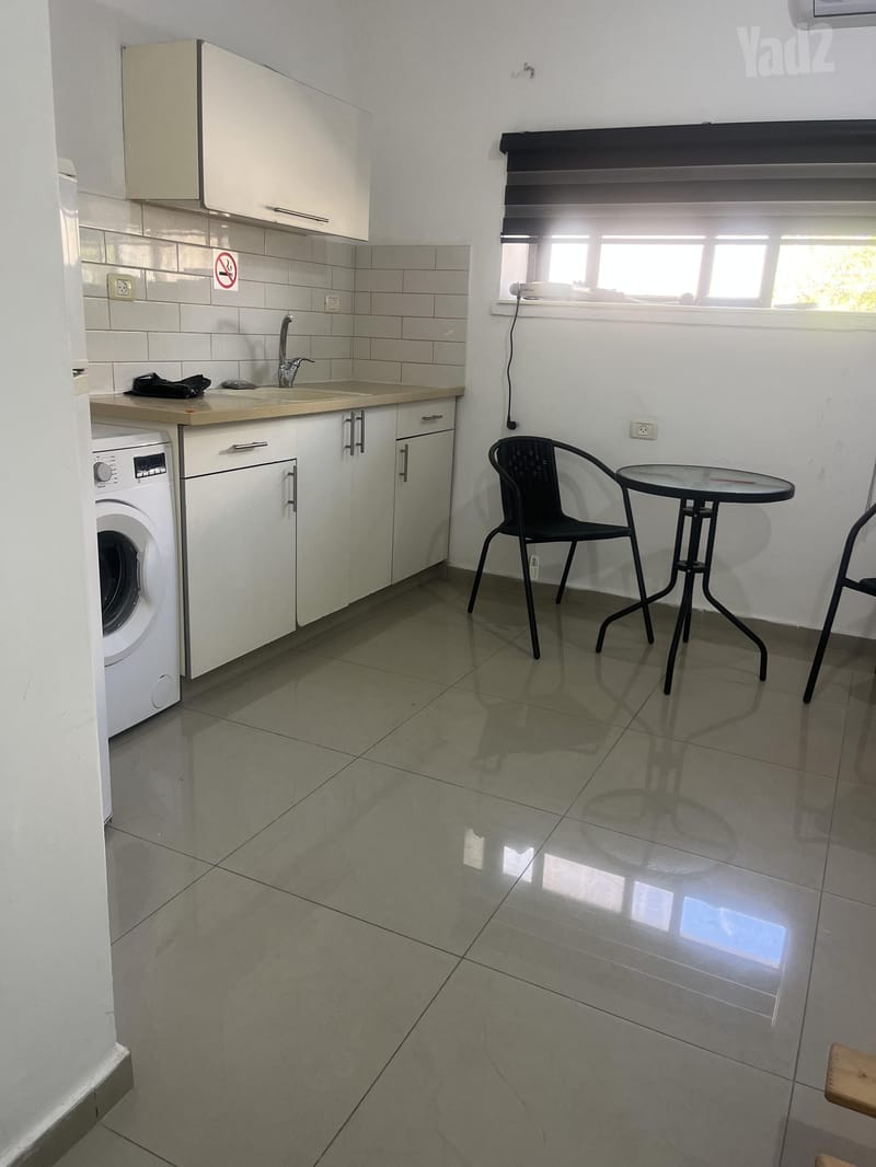 תמונה מיד2 – סטודיו • 3,000 ₪, קיבוץ גלויות 44, קריית אליעזר פרי, פתח תקווה (1)