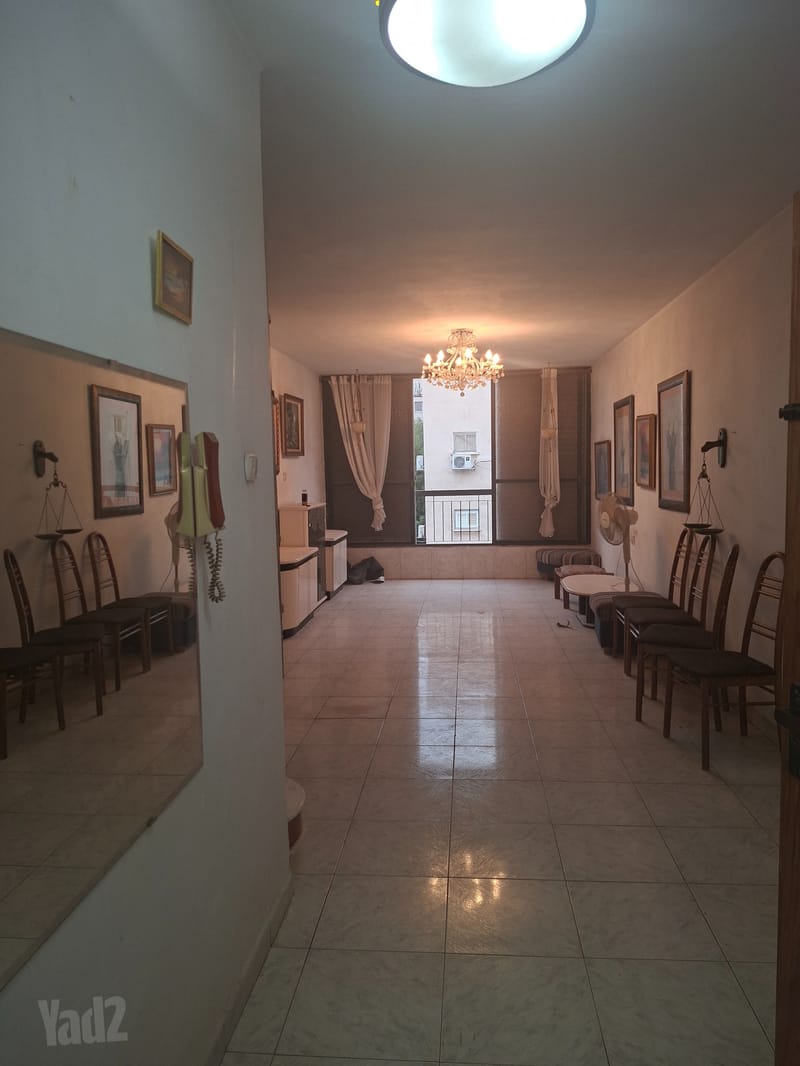 תמונה מיד2 – 4.5 חדרים • 5,600 ₪, חנקין 12, ראשונים, ראשון לציון (1)
