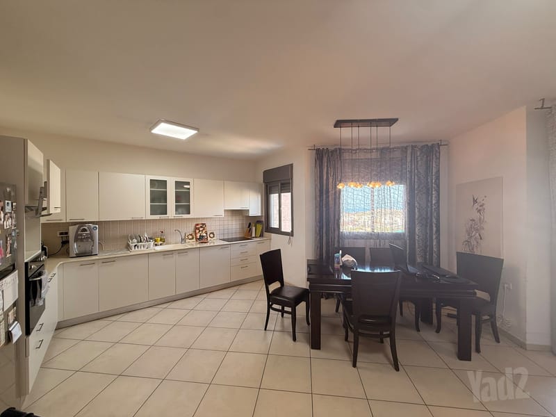 תמונה מיד2 – 4 חדרים • 9,000 ₪, שער הים, ראשון לציון (1)