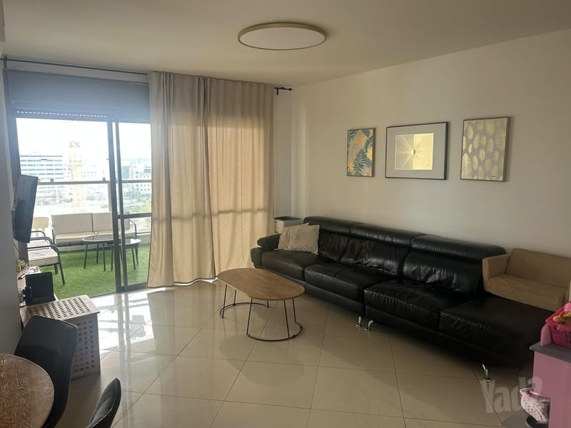 תמונה מיד2 – 4 חדרים • 7,100 ₪, הזיתים 94, רמת הדקלים, גבעת שמואל (1)
