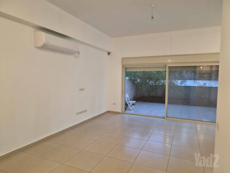 Photo from Yad2 – 4 Rooms • ₪15,500, יעקב כהן 2, Kiryat Yearim, Ramat HaSharon (1)