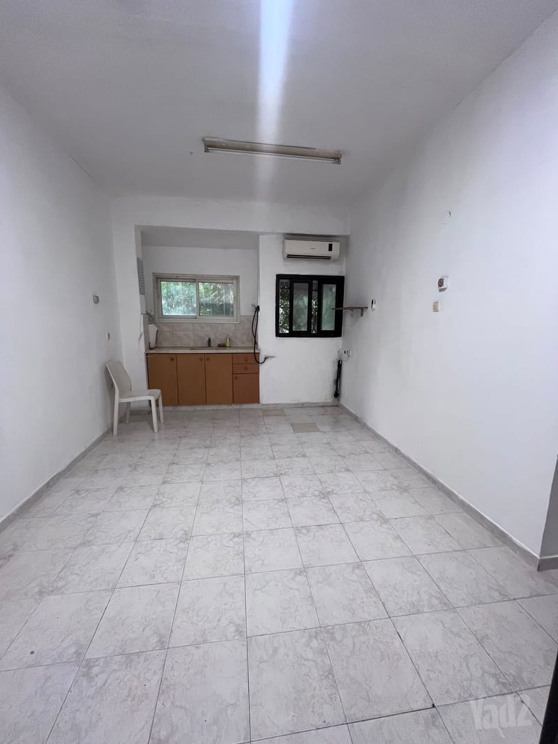 תמונה מיד2 – 2 חדרים • 4,200 ₪, הרא"ה 85, עליות, רמת גן (1)