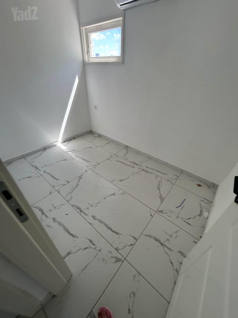 Photo from Yad2 – 2.5 Rooms • ₪3,800, נתן אלבז 20, Rova Vav, Ashdod (1)