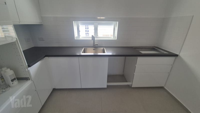 תמונה מיד2 – 4 חדרים • 6,000 ₪, טביב 30, השומר, ראשון לציון (1)