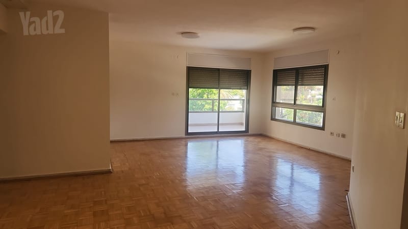 Фото с Yad2 – 5 Комнаты • 9,800 ₪, הרי הגלעד, Тель Биньямин, Рамат-Ган (1)