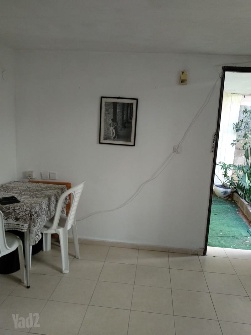 תמונה מיד2 – 2 חדרים • 4,400 ₪, סמטת יואב 11, הדר, רמת השרון (1)