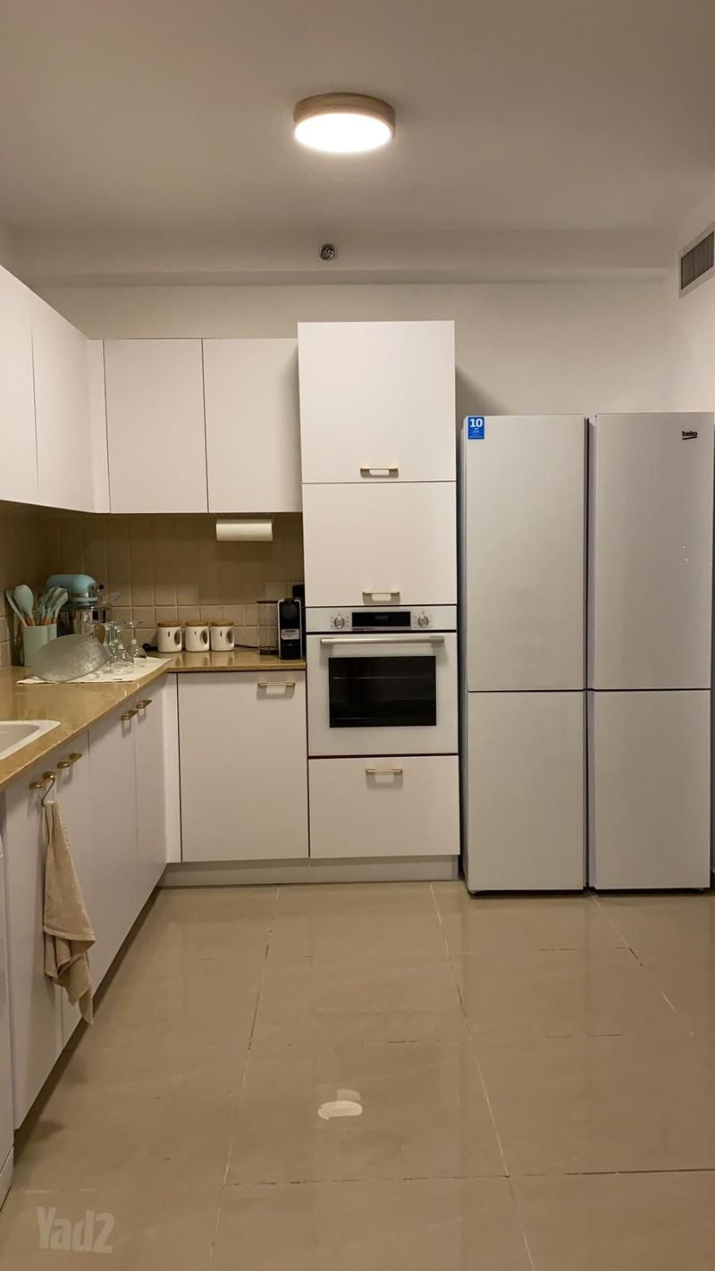 תמונה מיד2 – 4.5 חדרים • 8,000 ₪, דרך המלך 7, גני תקווה, גני תקווה (1)