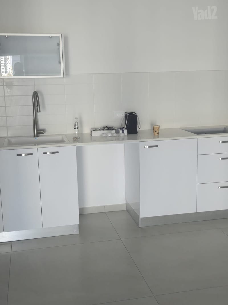 תמונה מיד2 – 5 חדרים • 9,000 ₪, מניה שוחט 5, נווה איילון, אור יהודה (1)