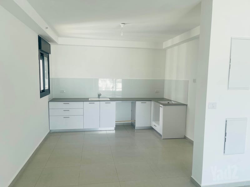 תמונה מיד2 – 4 חדרים • 5,250 ₪, דרך ארץ 20, עיר היין, אשקלון