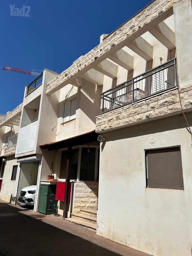תמונה מיד2 – 6.5 חדרים • 4,500,000 ₪, האר"י הקדוש 18, מחנה יהודה, פתח תקווה (1)
