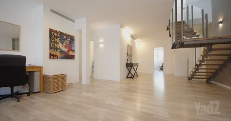 תמונה מיד2 – 6 חדרים • 15,800 ₪, עיר שמש 41, גני צהלה,רמות צהלה, תל אביב (1)