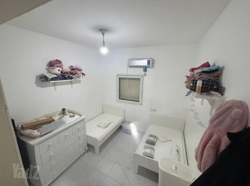 תמונה מיד2 – 3 חדרים • 6,200 ₪, עמק איילון 60, הפרחים, מודיעין-מכבים-רעות (1)