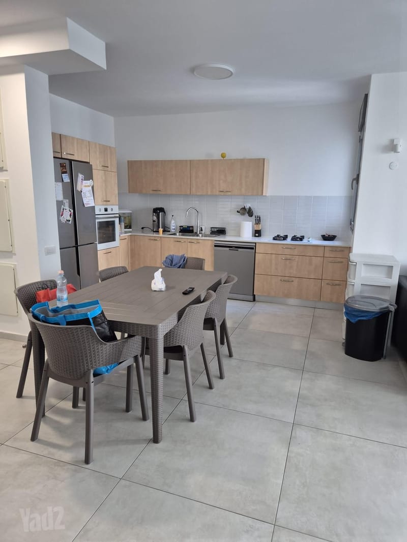 תמונה מיד2 – 3 חדרים • 7,200 ₪, יצחק שמיר 14, רמת הדר, גבעת שמואל (1)