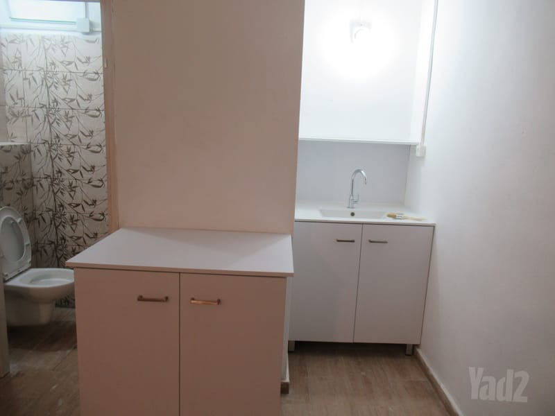 Photo from Yad2 – Studio • ₪2,100, שדרות המאירי 12, Kiryat Moshe, Jerusalem (1)