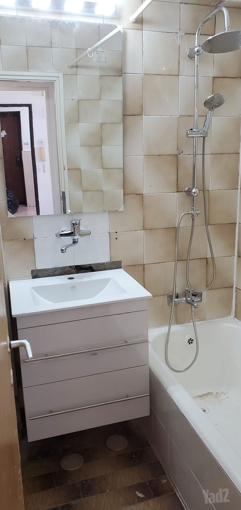 תמונה מיד2 – 3.5 חדרים • 5,350 ₪, נחל הבשור 3, צהלון ושיכוני חיסכון, תל אביב (1)