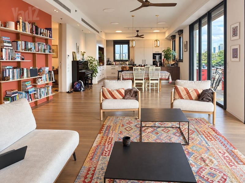 Photo from Yad2 – 6.5 Rooms • ₪26,000, פיכמן 11, Ramat Aviv, Tel Aviv (1)