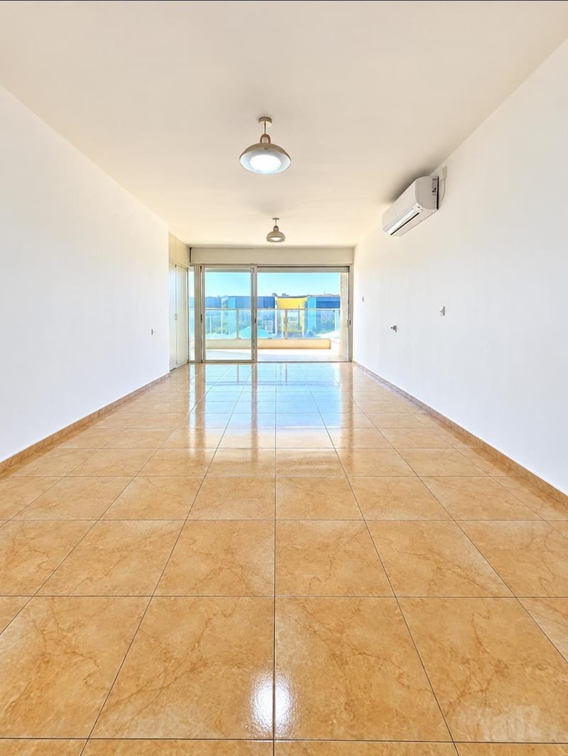תמונה מיד2 – 4 חדרים • 5,600 ₪, כובשי החרמון, רמת הנשיא, בת ים (1)