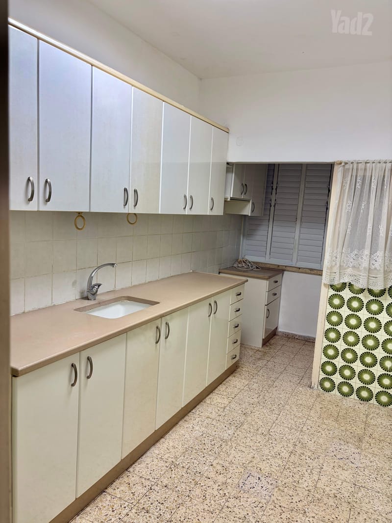 Photo from Yad2 – 3 Rooms • ₪4,850, ברנר 50, 'שכונה ד, Rehovot (1)